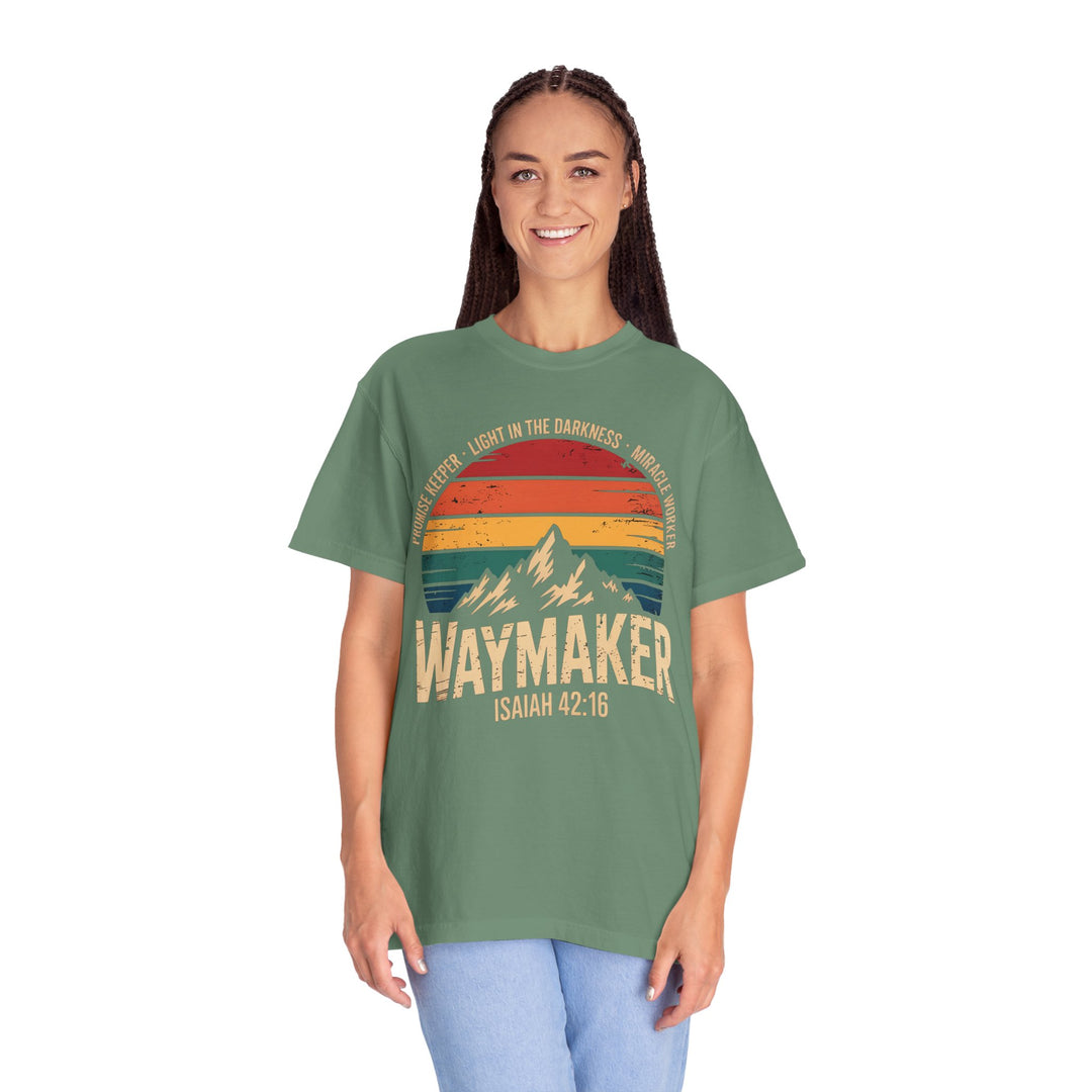 Waymaker Retro Christian T-Shirt - Isaiah 42:16 Vintage Sunset Design
