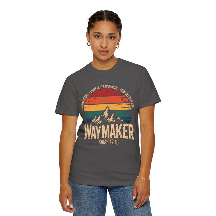 Waymaker Retro Christian T-Shirt - Isaiah 42:16 Vintage Sunset Design