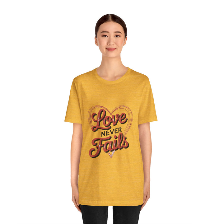 Love Never Fails – 1 Corinthians 13 Retro Heart T-Shirt