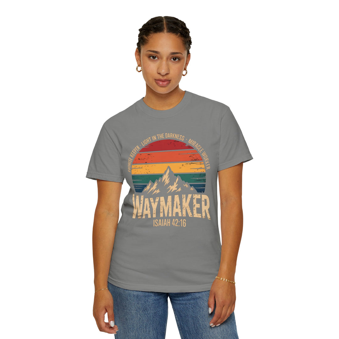 Waymaker Retro Christian T-Shirt - Isaiah 42:16 Vintage Sunset Design