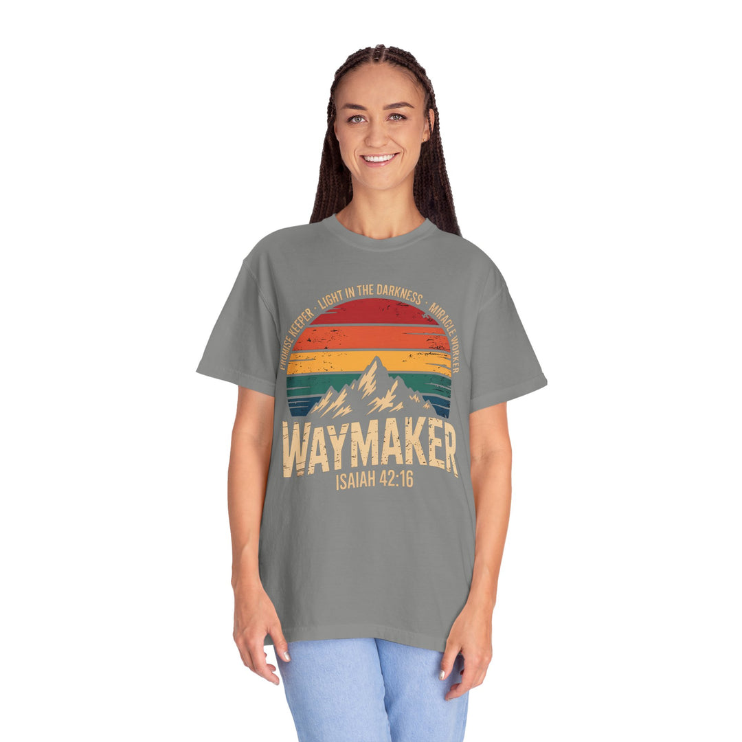 Waymaker Retro Christian T-Shirt - Isaiah 42:16 Vintage Sunset Design