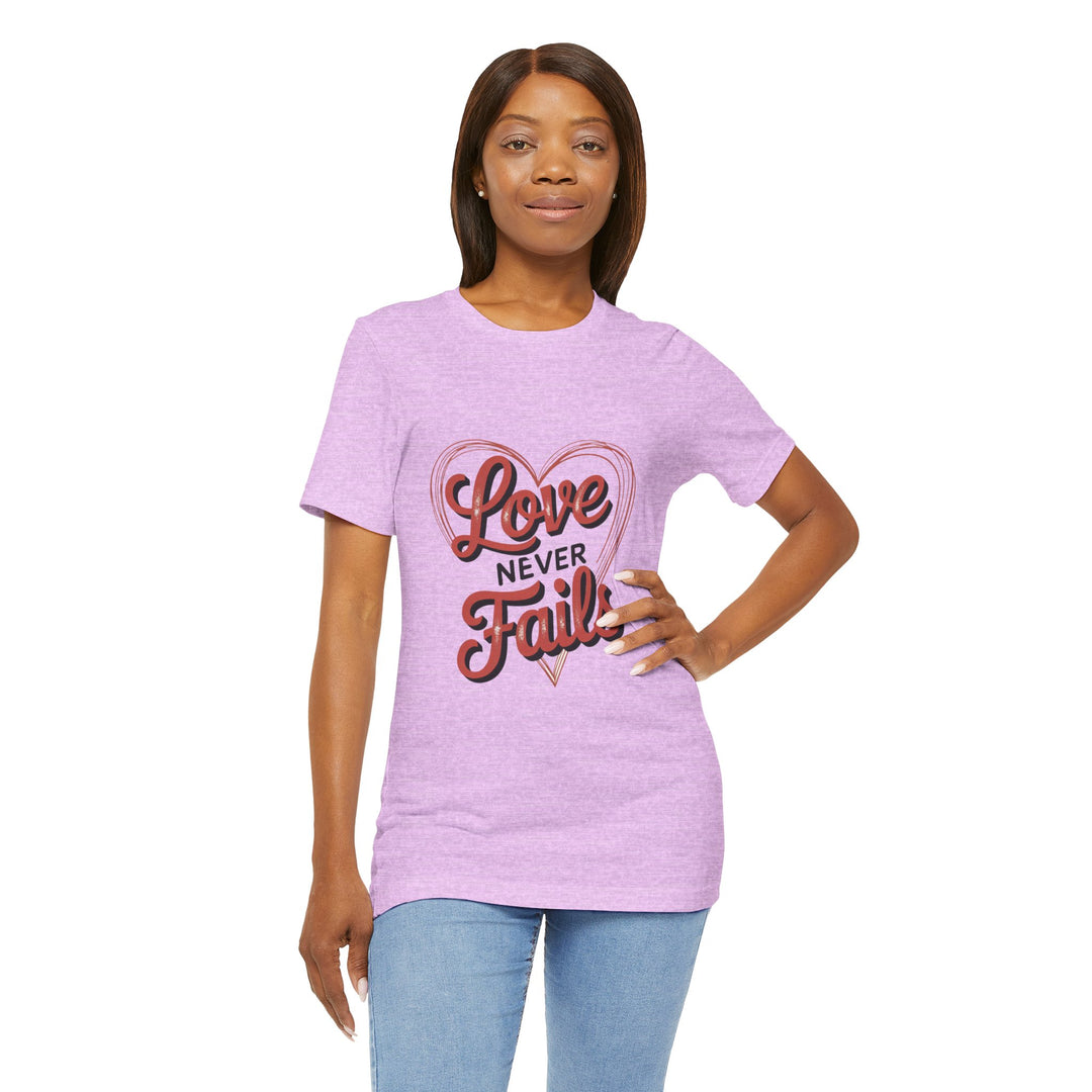 Love Never Fails – 1 Corinthians 13 Retro Heart T-Shirt