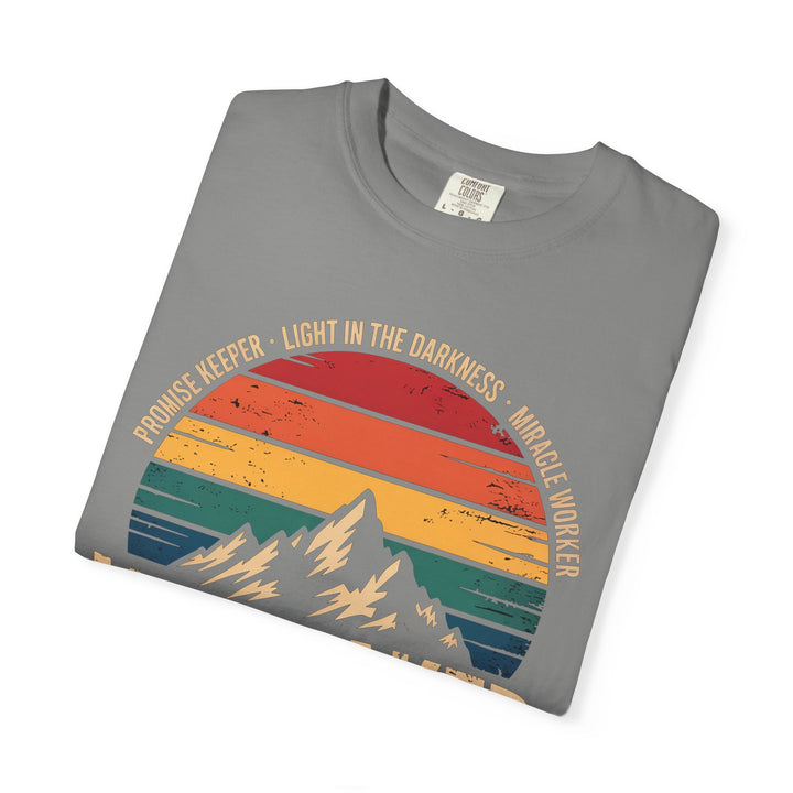 Waymaker Retro Christian T-Shirt - Isaiah 42:16 Vintage Sunset Design