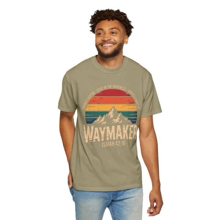 Waymaker Retro Christian T-Shirt - Isaiah 42:16 Vintage Sunset Design