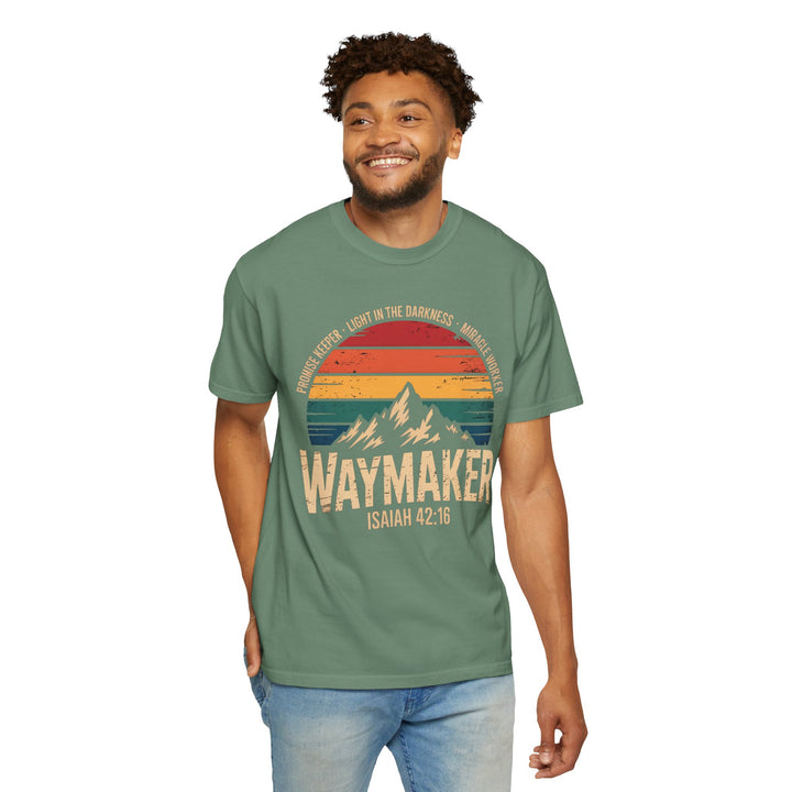 Waymaker Retro Christian T-Shirt - Isaiah 42:16 Vintage Sunset Design