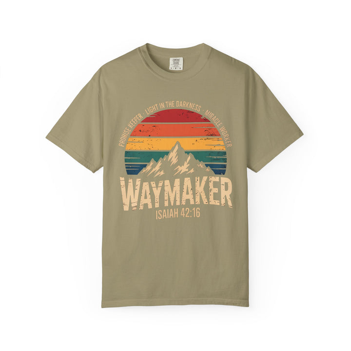 Waymaker Retro Christian T-Shirt - Isaiah 42:16 Vintage Sunset Design