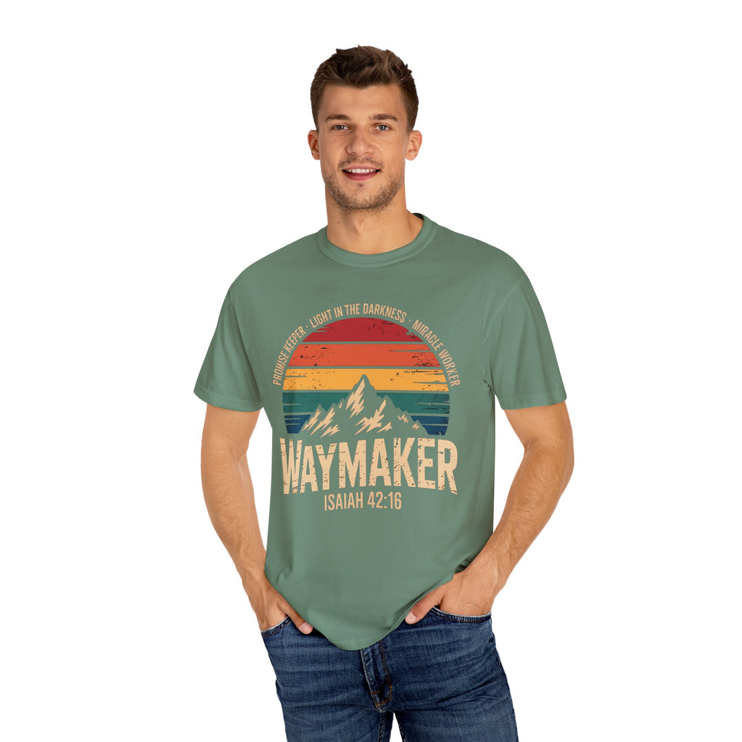 Waymaker Retro Christian T-Shirt - Isaiah 42:16 Vintage Sunset Design