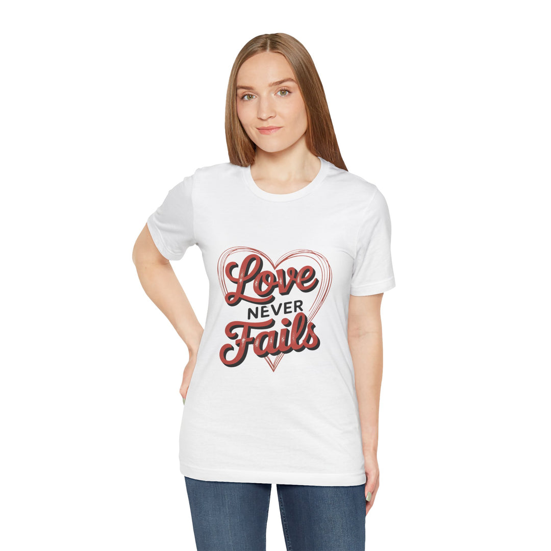 Love Never Fails – 1 Corinthians 13 Retro Heart T-Shirt