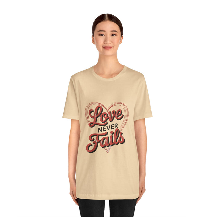 Love Never Fails – 1 Corinthians 13 Retro Heart T-Shirt