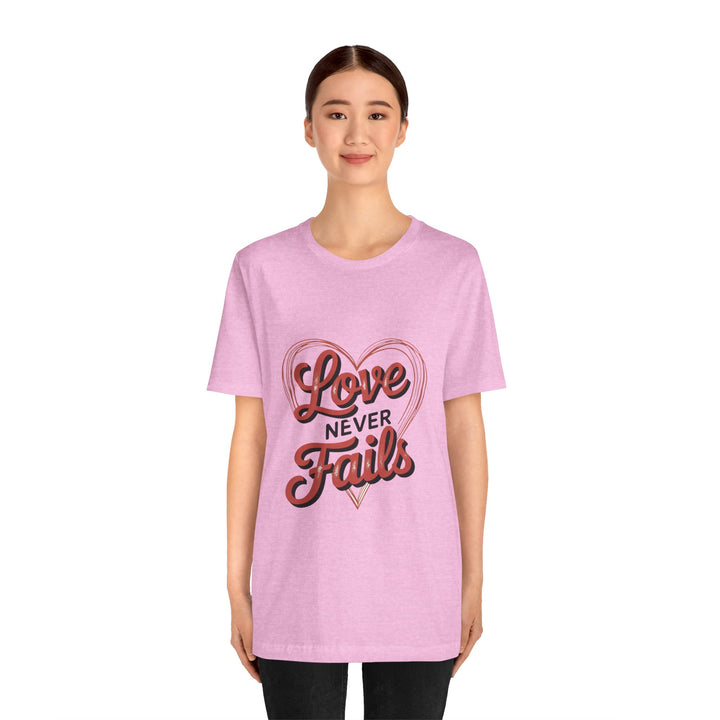 Love Never Fails – 1 Corinthians 13 Retro Heart T-Shirt